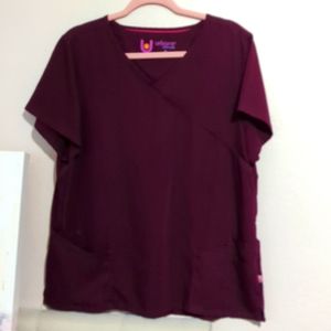 Women's Scrub Top size Large Burgundy